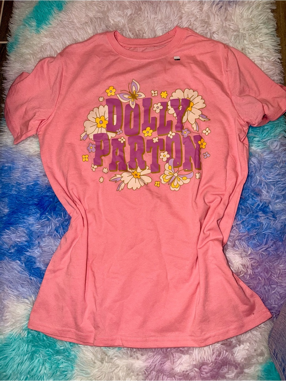 NWT Dolly Parton Floral Butterfly Pink Crew Tee Graphic T-Shirt Small